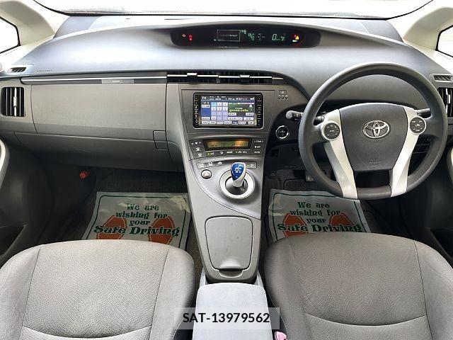Toyota PRIUS 2009-09 8871858-1