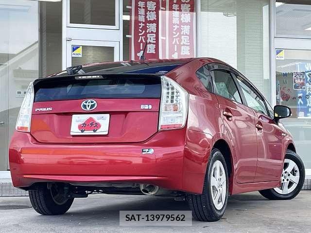 Toyota PRIUS 2009-09 8871858-2