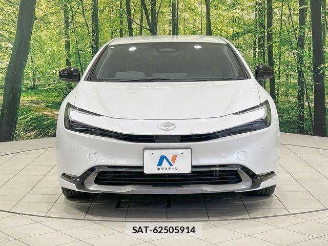 Toyota PRIUS 2024-03 8871835-13