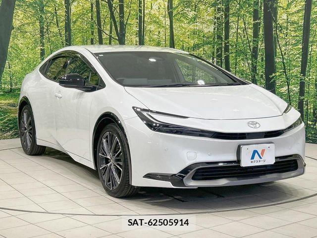 Toyota PRIUS 2024-03 8871835-15
