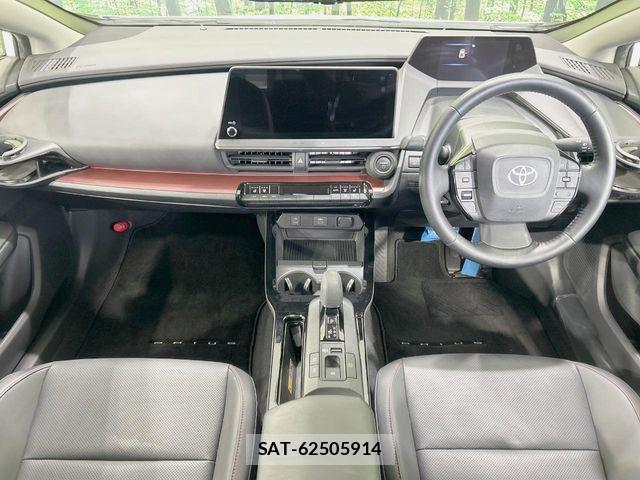 Toyota PRIUS 2024-03 8871835-1
