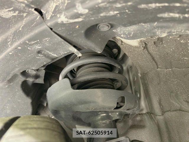 Toyota PRIUS 2024-03 8871835-19