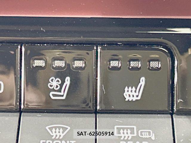 Toyota PRIUS 2024-03 8871835-4