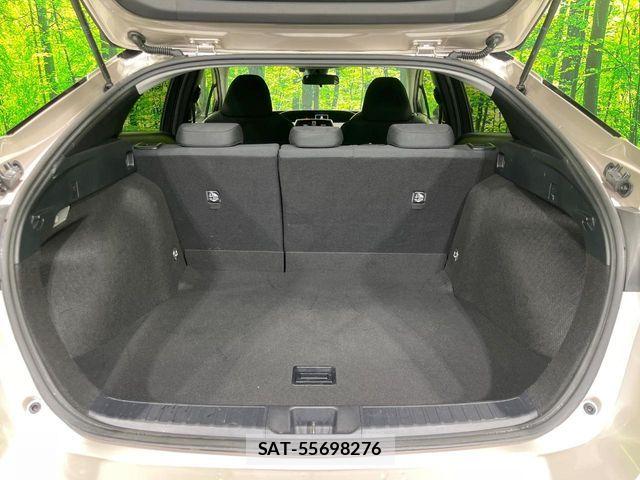 Toyota PRIUS 2016-03 8871851-9