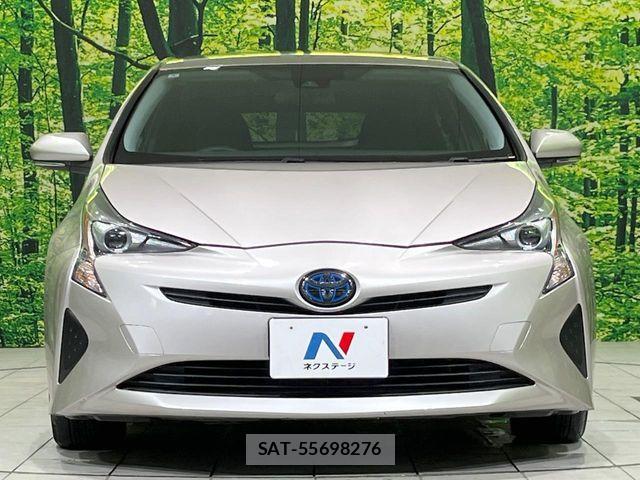 Toyota PRIUS 2016-03 8871851-13
