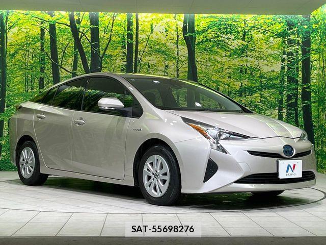 Toyota PRIUS 2016-03 8871851-15