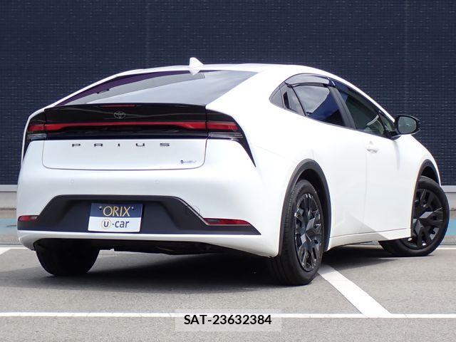 Toyota PRIUS 2024-05 8871836-2