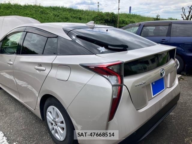 Toyota PRIUS 2016-01 8871853-0
