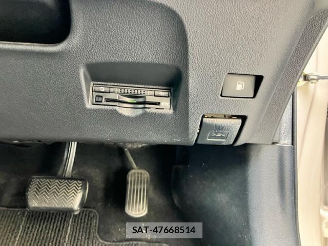 Toyota PRIUS 2016-01 8871853-8