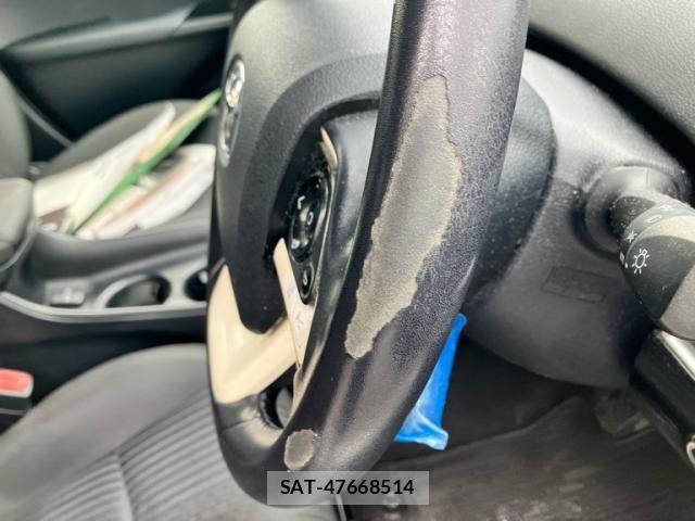 Toyota PRIUS 2016-01 8871853-9
