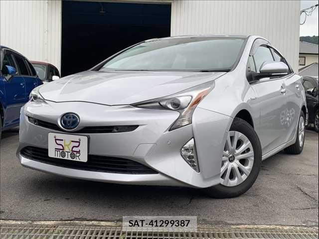 Toyota PRIUS 2016-10 8871854-0