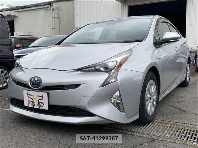 Toyota PRIUS 2016-10 8871854-5