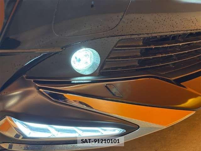 Toyota PRIUS 2020-08 8881614-15