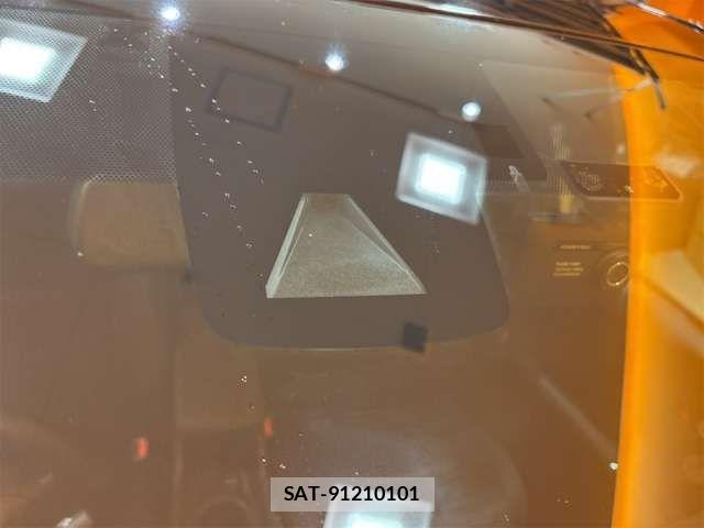 Toyota PRIUS 2020-08 8881614-17