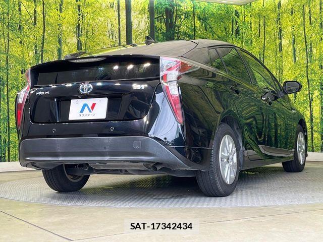 Toyota PRIUS 2017-12 8881627-16