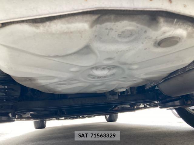 Toyota PRIUS 2010-01 8881676-10