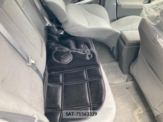 Toyota PRIUS 2010-01 8881676-18
