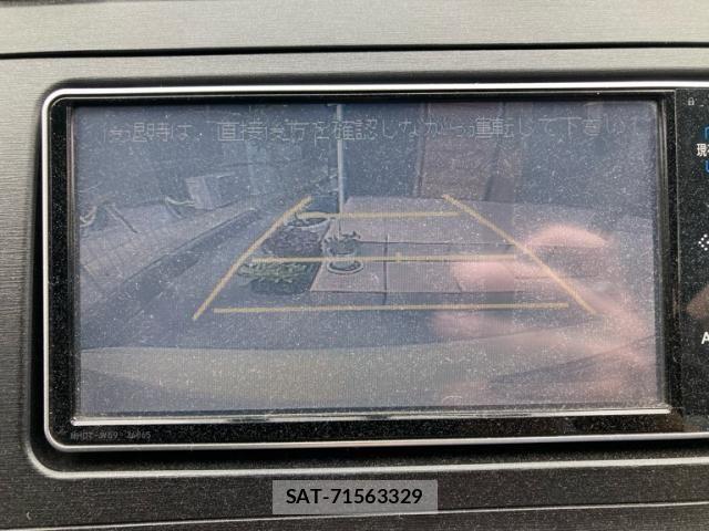 Toyota PRIUS 2010-01 8881676-25