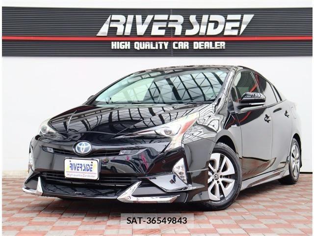 Toyota PRIUS 2018-01 8881607-0