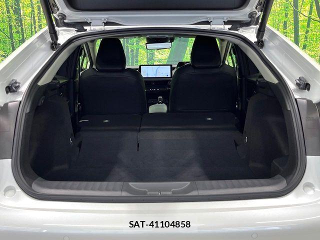 Toyota PRIUS 2024-07 8881588-9