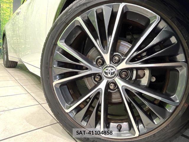 Toyota PRIUS 2024-07 8881588-12