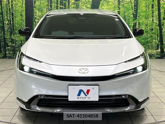 Toyota PRIUS 2024-07 8881588-13