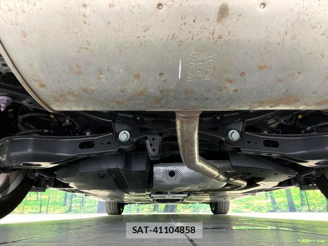 Toyota PRIUS 2024-07 8881588-18