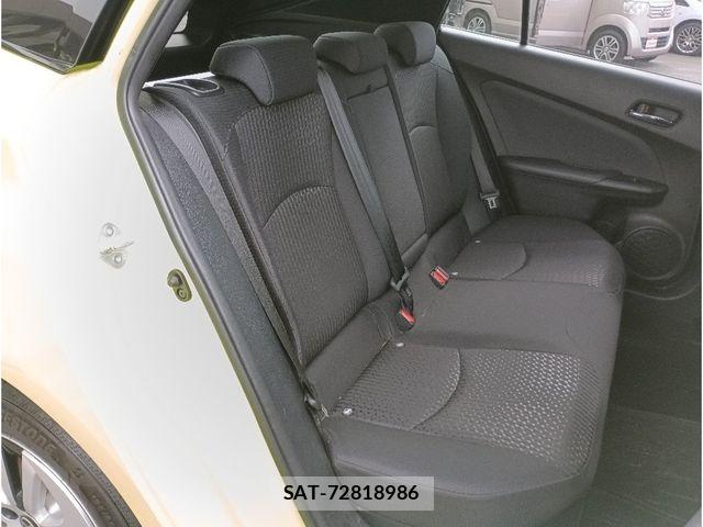 Toyota PRIUS 2016-03 8881631-9