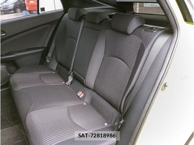 Toyota PRIUS 2016-03 8881631-10