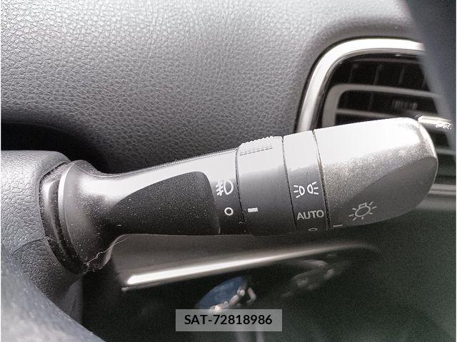 Toyota PRIUS 2016-03 8881631-21