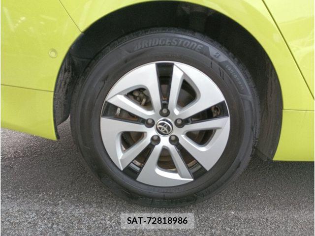 Toyota PRIUS 2016-03 8881631-27