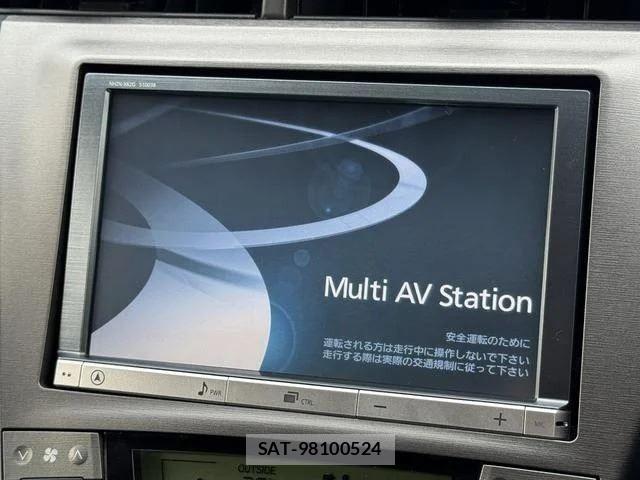 Toyota PRIUS 2014-02 8881647-19
