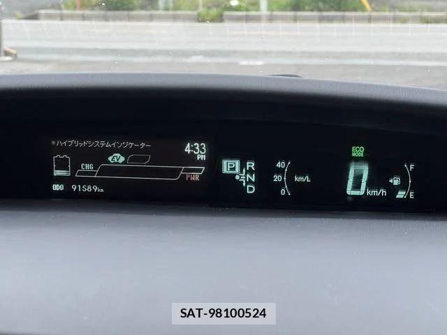 Toyota PRIUS 2014-02 8881647-25
