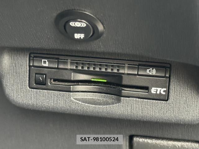 Toyota PRIUS 2014-02 8881647-27