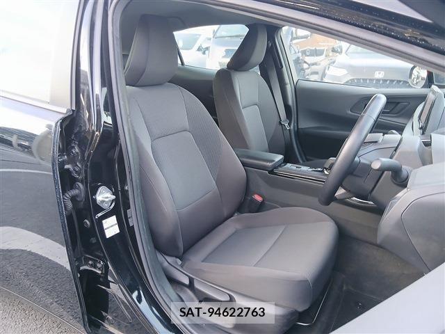 Toyota PRIUS 2023-06 8881599-14