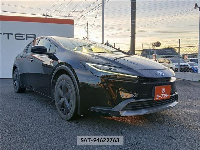 Toyota PRIUS 2023-06 8881599-20
