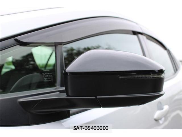 Toyota PRIUS 2023-09 8881590-23