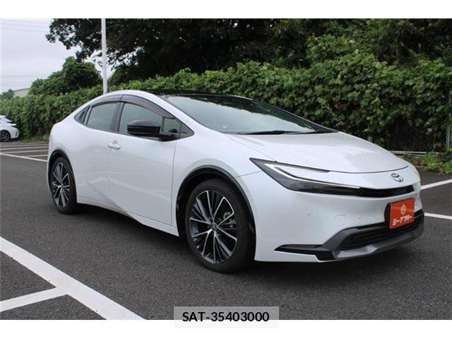 Toyota PRIUS 2023-09 8881590-6