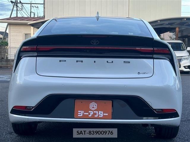 Toyota PRIUS 2024-10 8881591-9