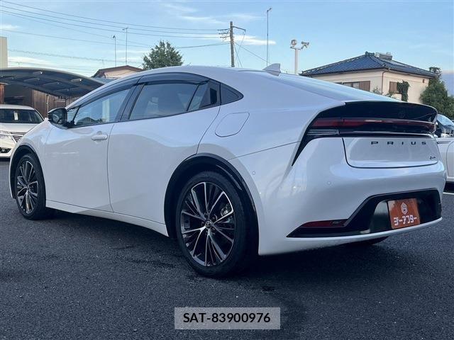 Toyota PRIUS 2024-10 8881591-21