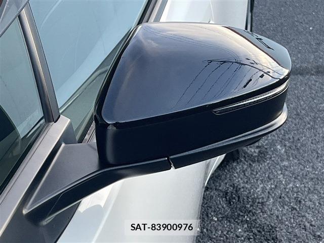 Toyota PRIUS 2024-10 8881591-28
