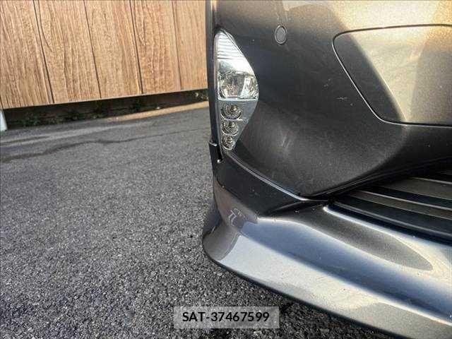 Toyota PRIUS 2016-03 8881625-22