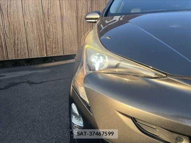 Toyota PRIUS 2016-03 8881625-28