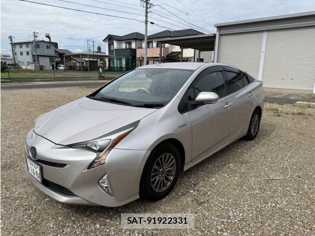 Toyota PRIUS 2016-03 8881644-0