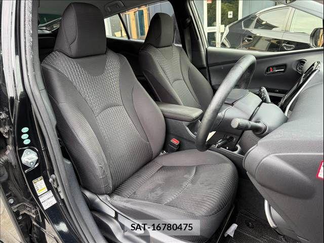 Toyota PRIUS 2016-03 8881628-9