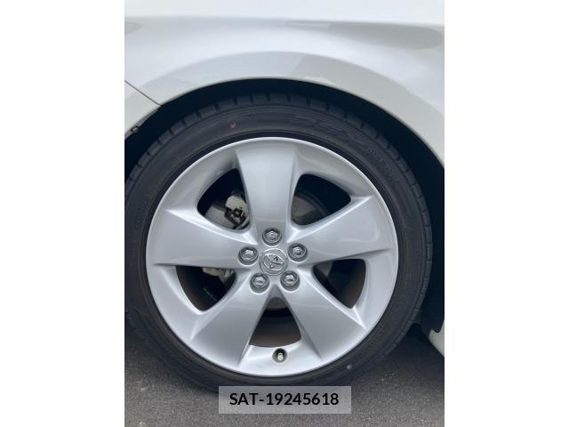 Toyota PRIUS 2010-09 8881668-11