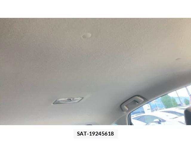 Toyota PRIUS 2010-09 8881668-27