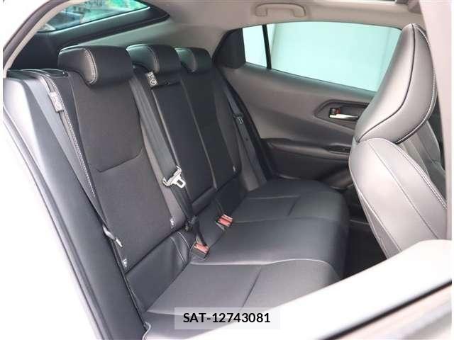 Toyota PRIUS 2023-02 8881584-17