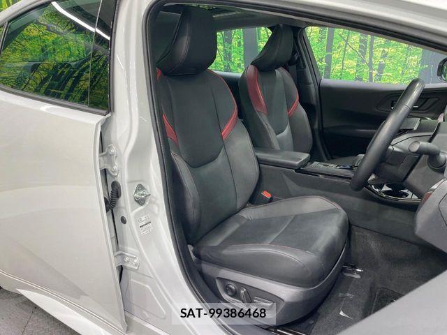Toyota PRIUS 2025-03 8881586-8