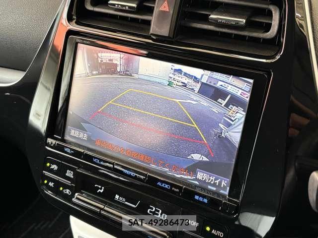 Toyota PRIUS 2017-06 8881616-10